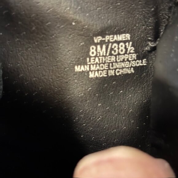 Vince Camuto Peamer Black Leather Ankle Boots with Strap/Buckle Size 8M - Picture 12 of 12